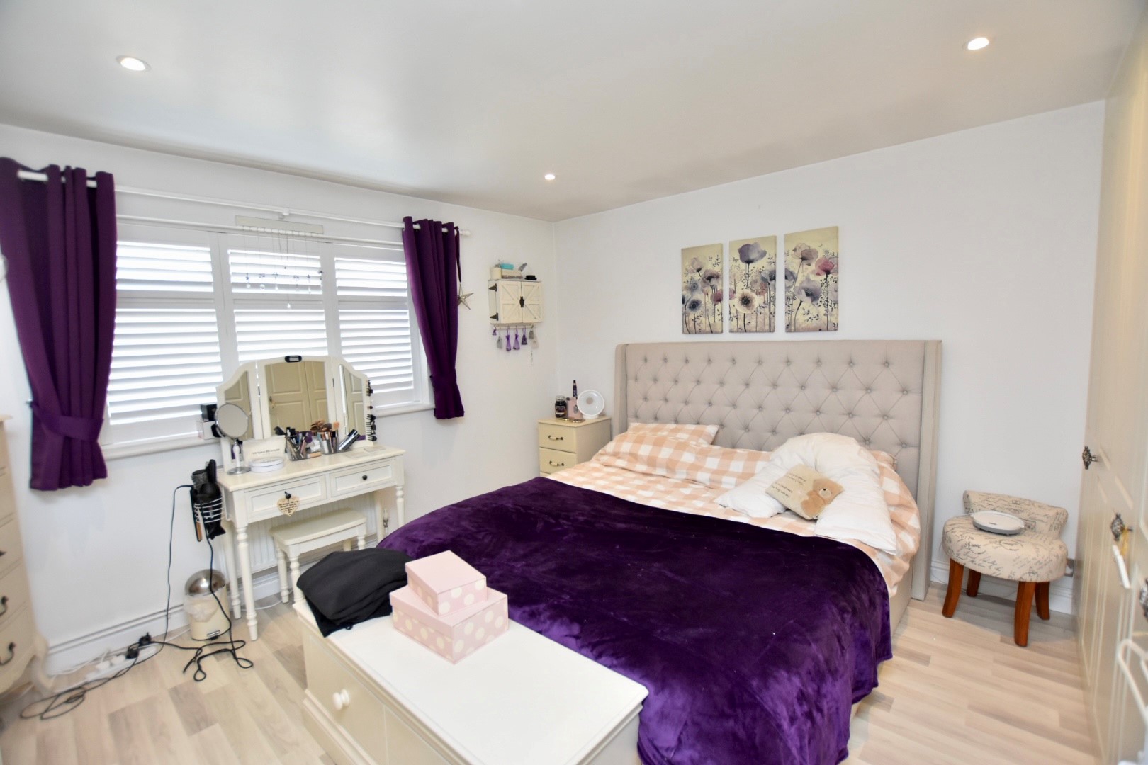 Oaklands Avenue, Saltdean, Brighton, BN2 8LQ Carruthers & Luck