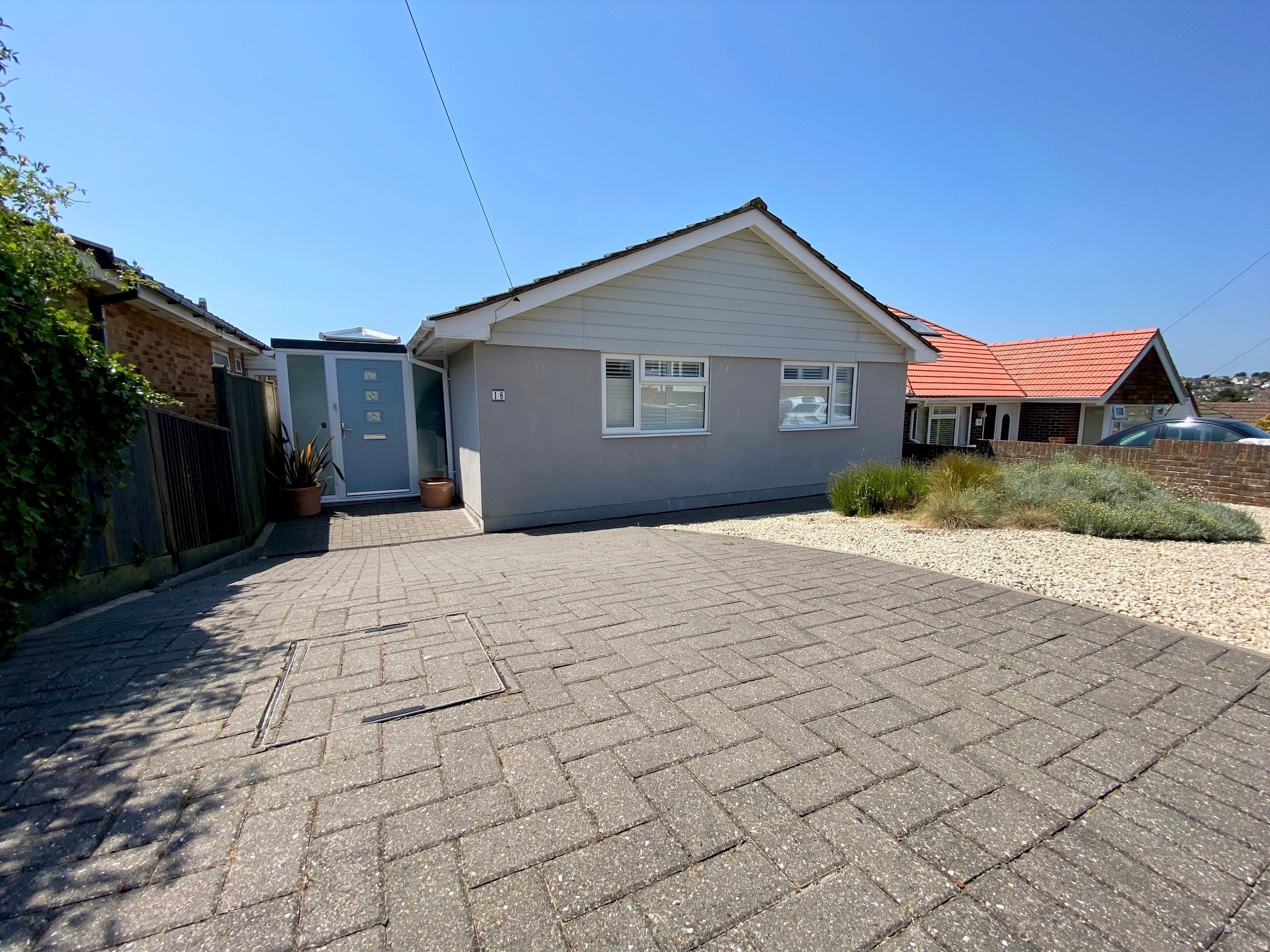 Oaklands Avenue, Saltdean, Brighton, BN2 8LQ Carruthers & Luck