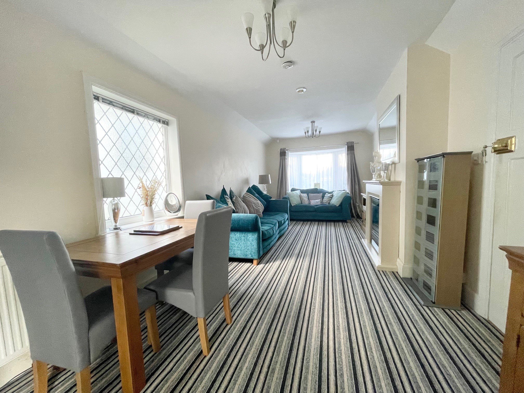 Dorothy Avenue, Peacehaven, BN10 8HT Carruthers & Luck Carruthers