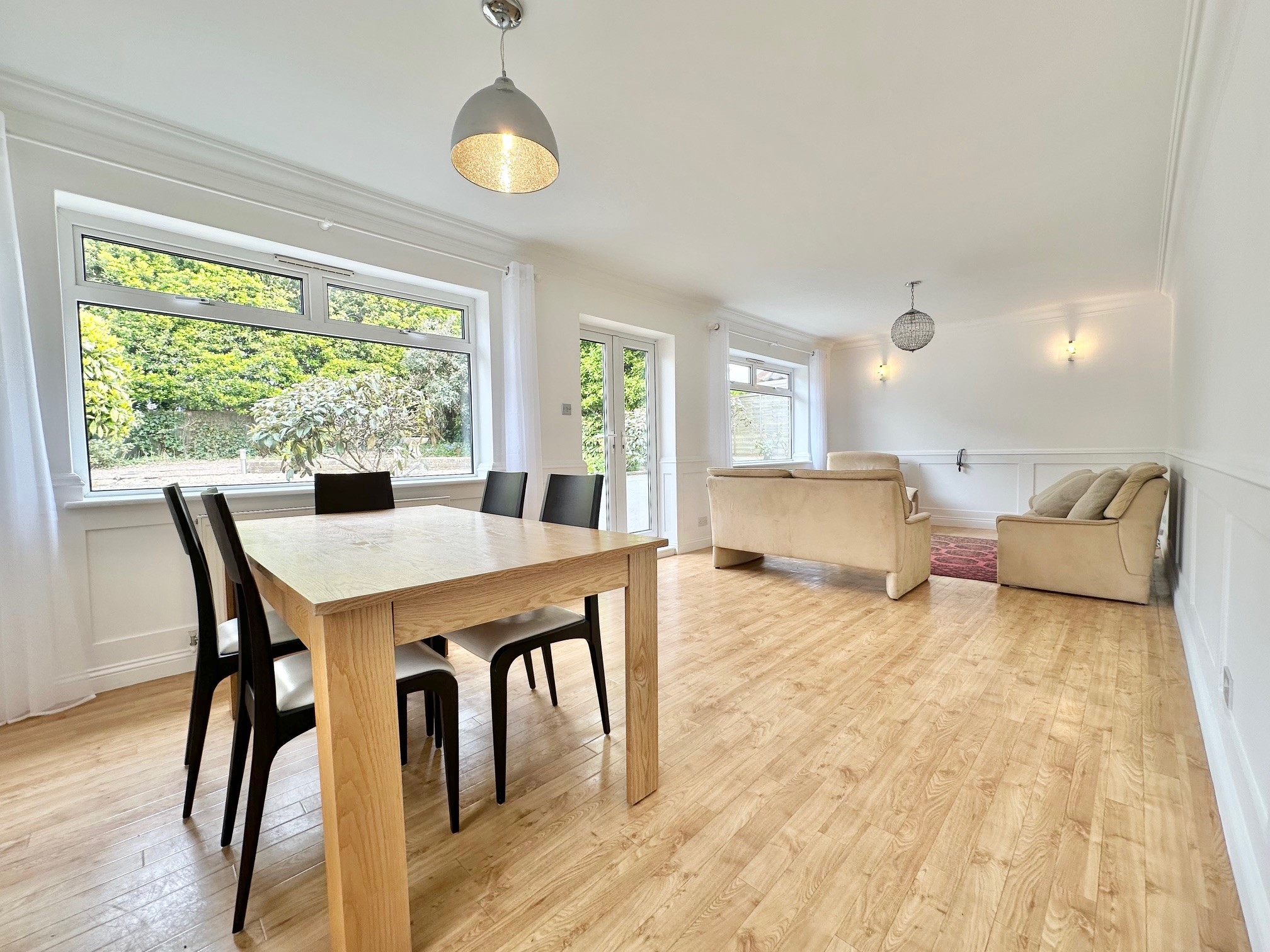 Oaklands Avenue, Saltdean, Brighton, BN2 8PB Carruthers & Luck